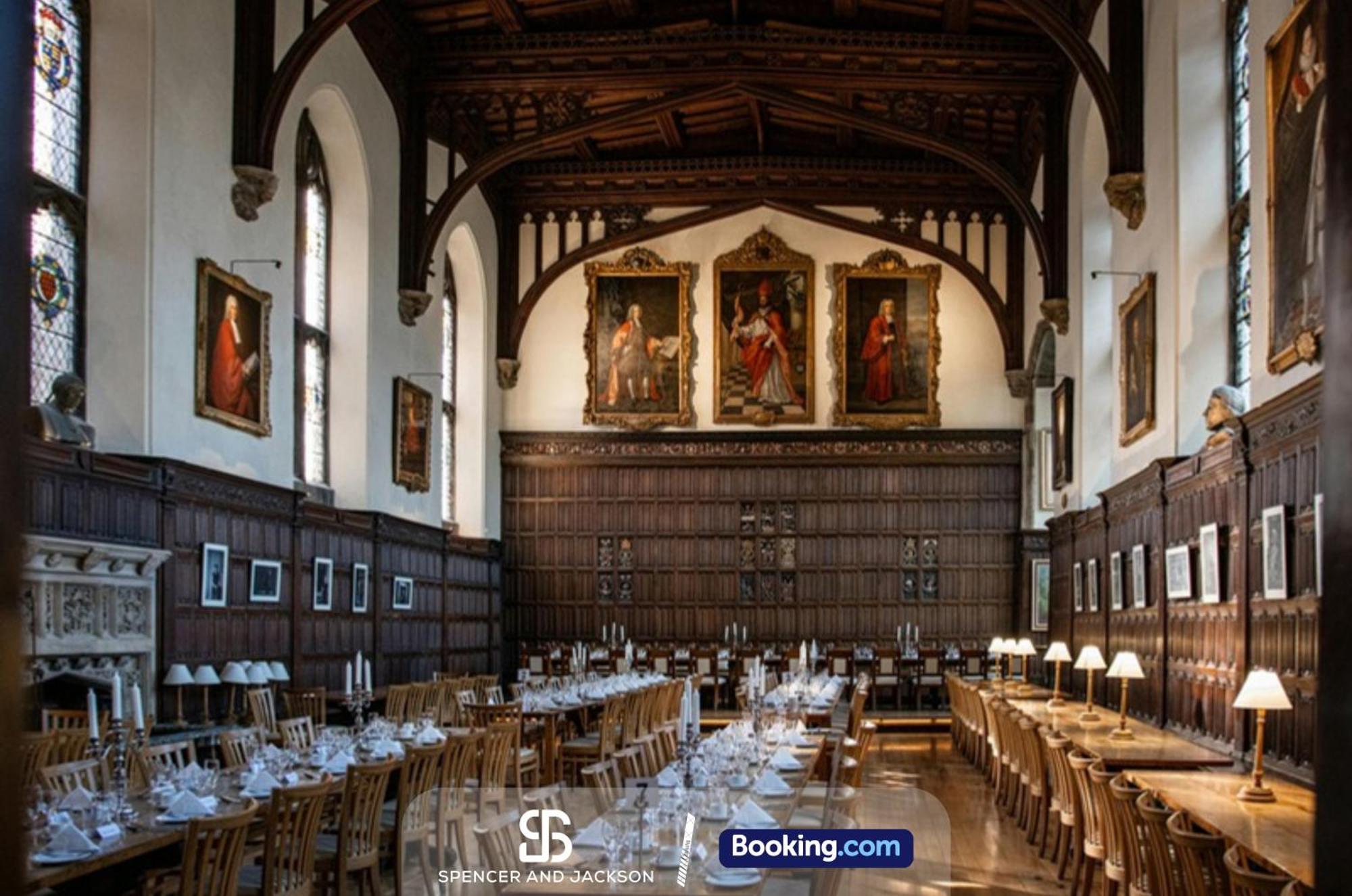 1 Bedroom City Centre Apartment Near The University And Bodleian Library By Spencer And Jackson Short Lets & Serviced Accommodation 牛津 外观 照片