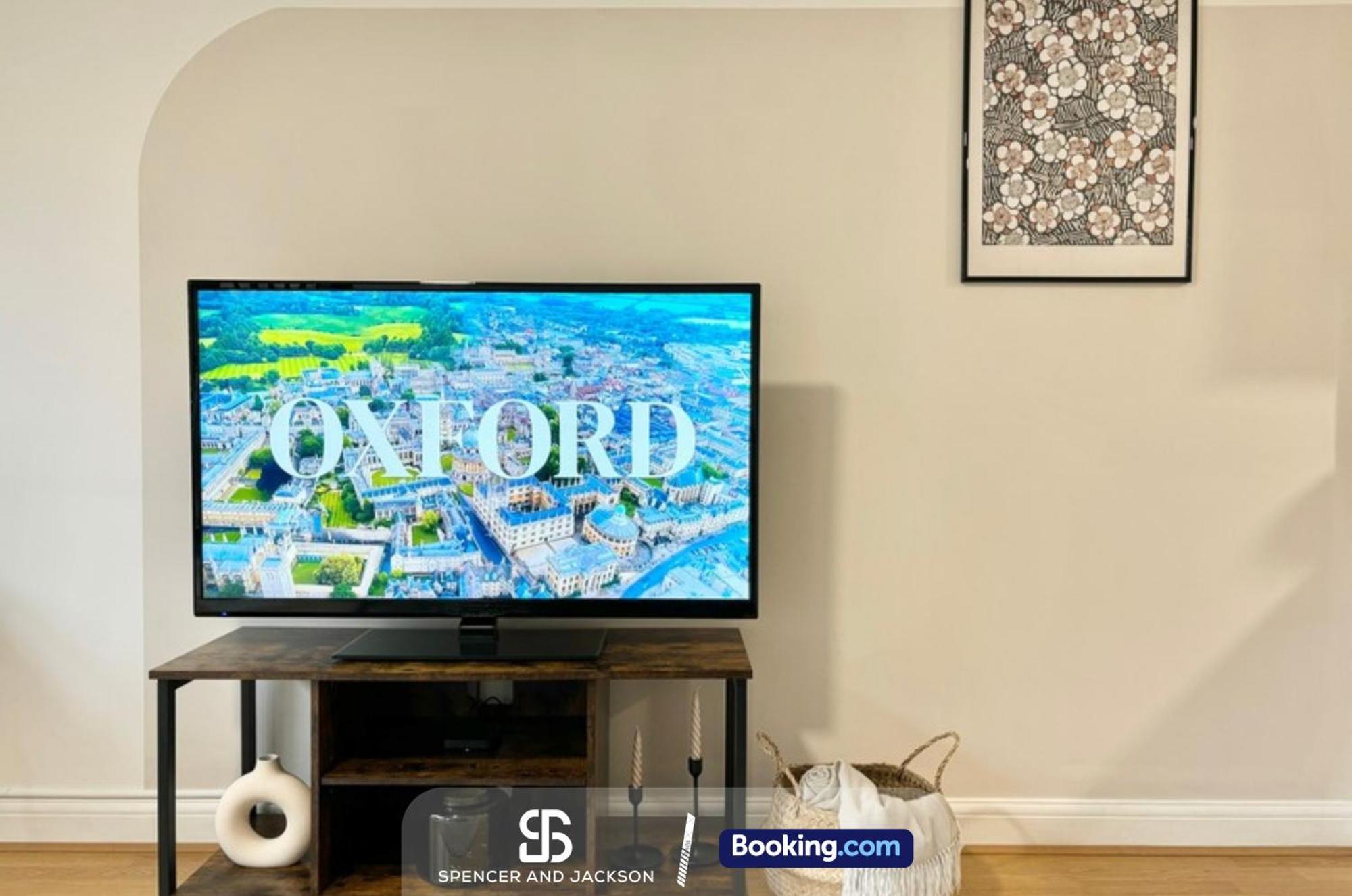 1 Bedroom City Centre Apartment Near The University And Bodleian Library By Spencer And Jackson Short Lets & Serviced Accommodation 牛津 外观 照片